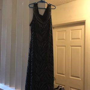 Sleeveless dress